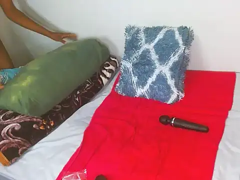 ChocoSlenderXXX online show from April 5, 5:10 pm