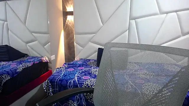 violet angel13 online show from April 18, 7:58 pm