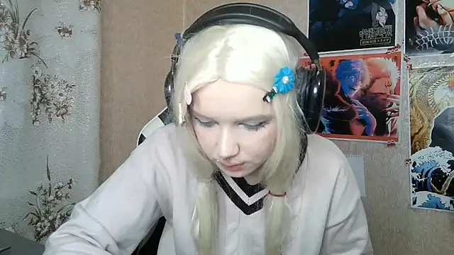 MilaTyan online show from March 22, 5:05 pm