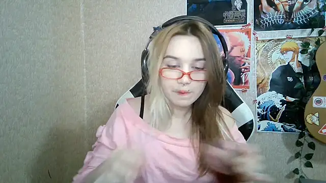 MilaTyan online show from April 3, 5:11 pm