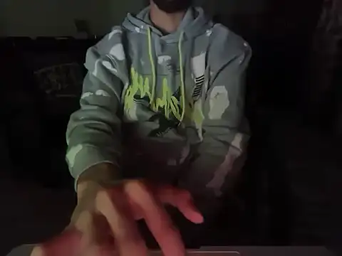 Robyne xx online show from March 4, 5:30 pm