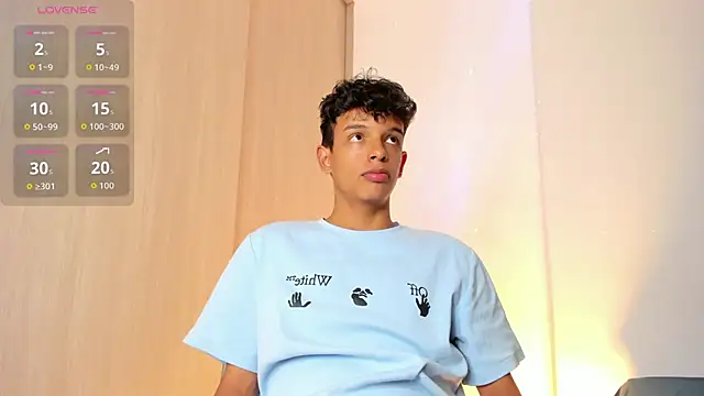 Maxfrost1 online show from March 21, 1:43 am