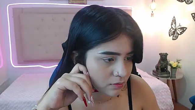 Snapshot of mila_quin chatting on April 19, 12:59 pm mila quin online show from April 19, 12:59 pm