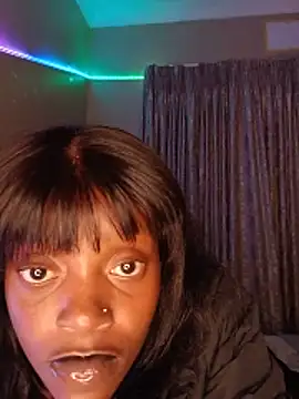 Snapshot of Ebony_Colossus chatting on June 20, 5:38 pm Ebony Colossus online show from June 20, 5:38 pm