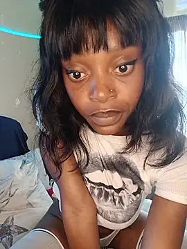Snapshot of Ebony_Colossus chatting on June 22, 11:51 am Ebony Colossus online show from June 22, 11:51 am