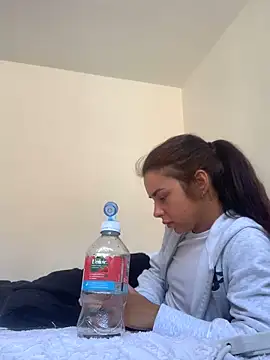 Amberbanxx online show from May 14, 6:53 am