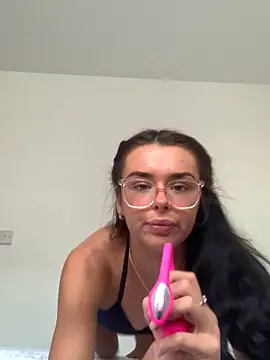 Amberbanxx online show from May 25, 7:20 pm