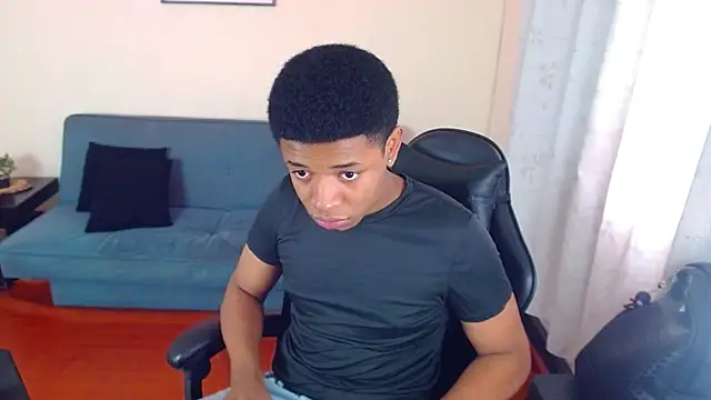 liiam3 online show from March 27, 9:03 pm