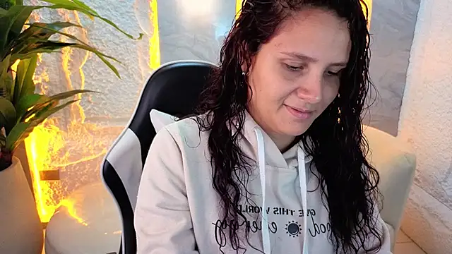 Natasha  tp online show from May 2, 7:41 pm