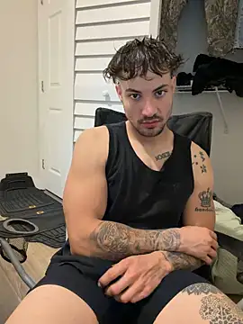 Snapshot of Alejandrosolerxxx chatting on February 21, 10:33 pm Alejandrosolerxxx online show from February 21, 10:33 pm