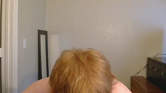 Snapshot of nigeleros chatting on March 5, 5:09 pm nigeleros online show from March 5, 5:09 pm