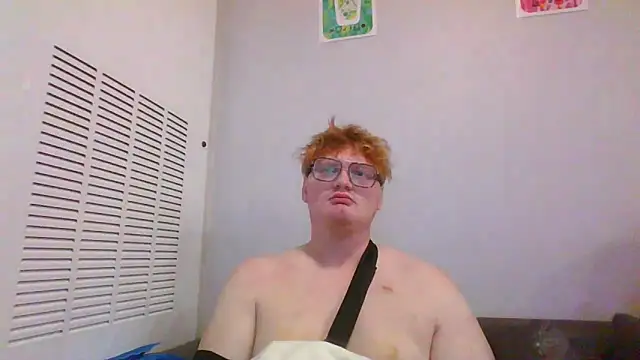 Snapshot of nigeleros chatting on June 17, 9:45 am nigeleros online show from June 17, 9:45 am