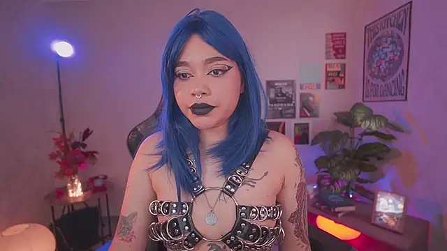 Snapshot of violette_clerk1_ chatting on February 25, 6:50 pm violette clerk1 online show from February 25, 6:50 pm