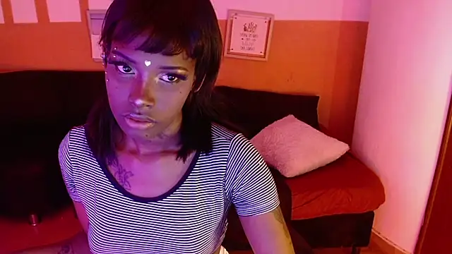 Snapshot of vickycat_x chatting on February 17, 10:16 pm vickycat x online show from February 17, 10:16 pm