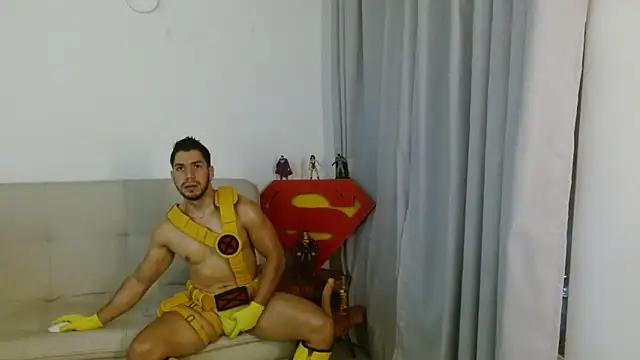 Snapshot of axellblue chatting on February 24, 11:58 pm axellblue online show from February 24, 11:58 pm