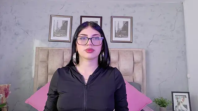 Snapshot of IsabellaRossi chatting on May 19, 6:36 pm IsabellaRossi online show from May 19, 6:36 pm