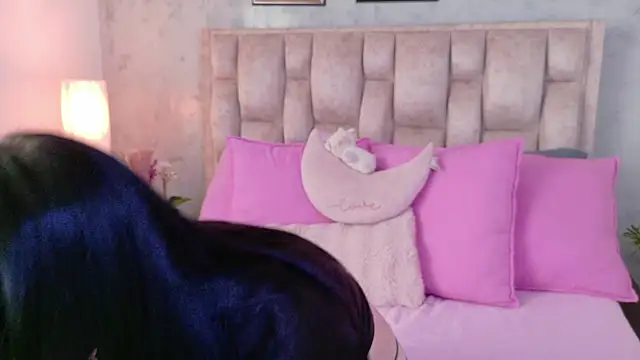Snapshot of IsabellaRossi chatting on May 29, 6:50 pm IsabellaRossi online show from May 29, 6:50 pm
