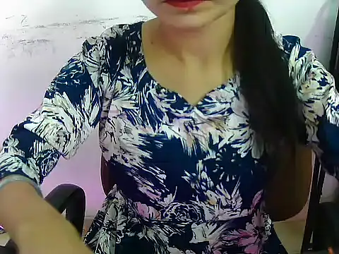 Snapshot of Hotsurbhi chatting on March 12, 4:18 am Hotsurbhi online show from March 12, 4:18 am