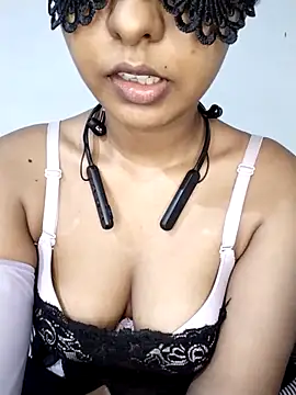 ASHANYA JAYASOORIYA online show from April 16, 7:42 am