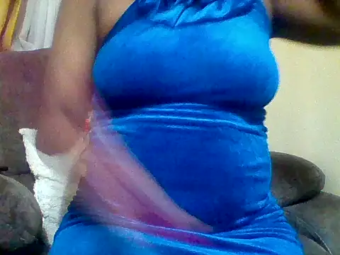 zee66658 online show from May 4, 7:32 pm