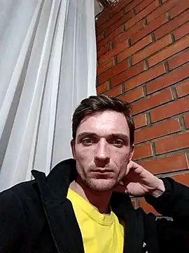UncleDukiJr online show from February 18, 7:32 pm