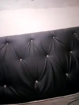 osito19cm online show from February 24, 12:19 am