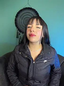 Snapshot of _Mishell22 chatting on February 17, 4:02 pm Mishell22 online show from February 17, 4:02 pm