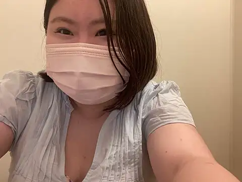 Snapshot of Natsu_0012 chatting on July 21, 6:49 am Natsu 0012 online show from July 21, 6:49 am