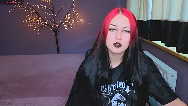 ElizabethVamp online show from July 5, 11:28 am
