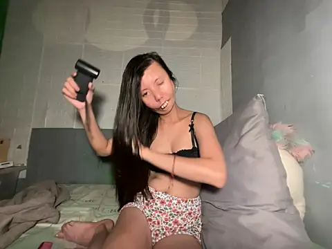 lady moon09 online show from April 15, 2:35 pm