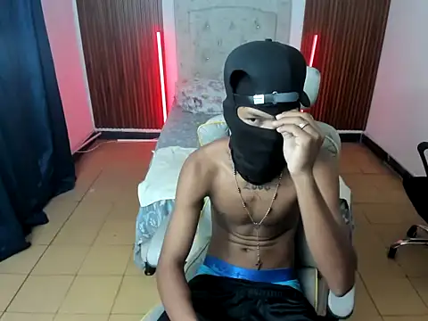 Snapshot of juan_mhata chatting on February 25, 12:42 am juan mhata online show from February 25, 12:42 am