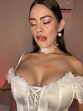 Snapshot of samanta_94 chatting on April 24, 12:07 pm samanta 94 online show from April 24, 12:07 pm