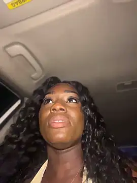 Snapshot of ZarahFerreira chatting on April 25, 11:57 pm ZarahFerreira online show from April 25, 11:57 pm