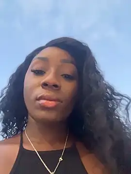 Snapshot of ZarahFerreira chatting on May 27, 11:24 pm ZarahFerreira online show from May 27, 11:24 pm