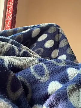 Snapshot of youngboywithcurvymilf chatting on February 22, 3:51 am youngboywithcurvymilf online show from February 22, 3:51 am