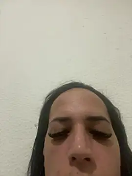 Snapshot of Gabrielafonttine chatting on July 17, 5:51 pm Gabrielafonttine online show from July 17, 5:51 pm