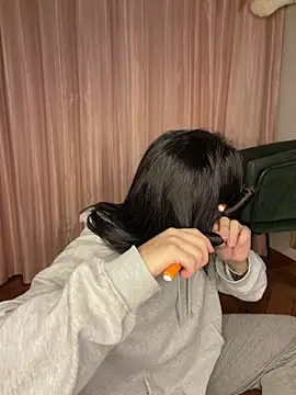 Snapshot of Simone026 chatting on March 6, 2:08 am Simone026 online show from March 6, 2:08 am