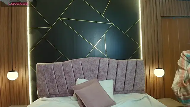 MoriahStorm online show from March 23, 12:09 pm