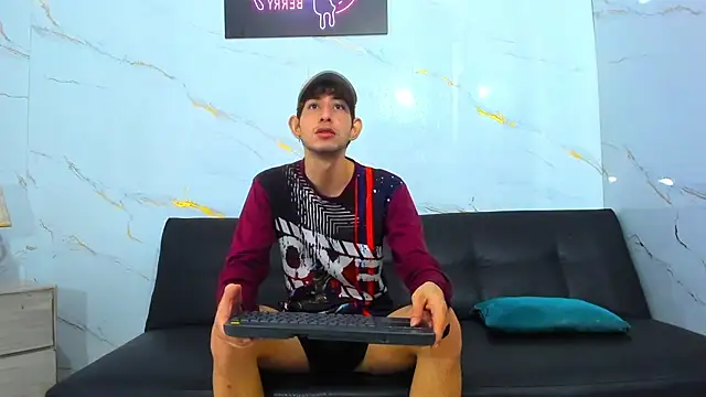 Spicy guys online show from March 23, 1:04 pm