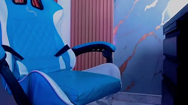 Snapshot of Jasmine_Jones7 chatting on February 21, 8:48 am Jasmine Jones7 online show from February 21, 8:48 am