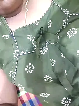 Snapshot of Angel_honeybear_143 chatting on July 17, 6:46 pm Angel honeybear 143 online show from July 17, 6:46 pm