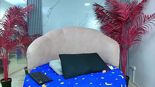 Snapshot of AzulMaveric chatting on February 25, 8:51 pm AzulMaveric online show from February 25, 8:51 pm