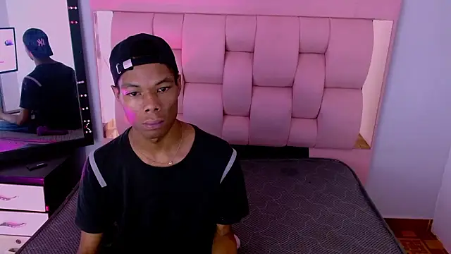 Santiago Ortiz  online show from March 1, 1:57 pm