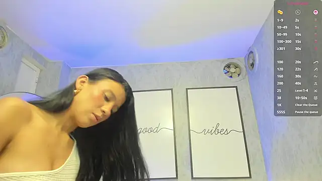 beautydoll18  online show from April 17, 10:18 am