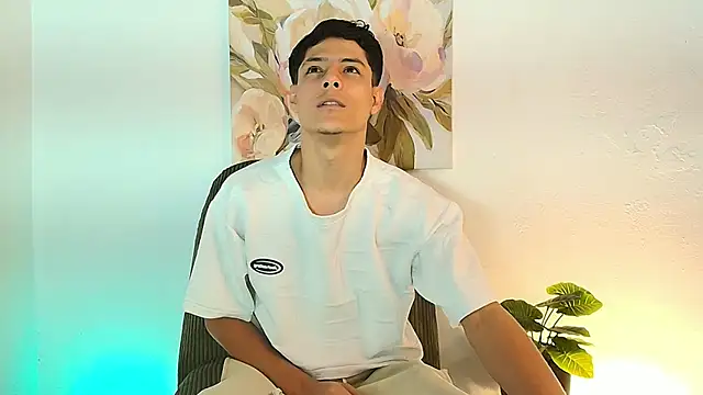 Eliassalvatore  online show from May 22, 2:12 pm