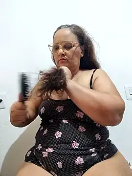 Snapshot of Noemipopi chatting on February 26, 8:08 pm Noemipopi online show from February 26, 8:08 pm