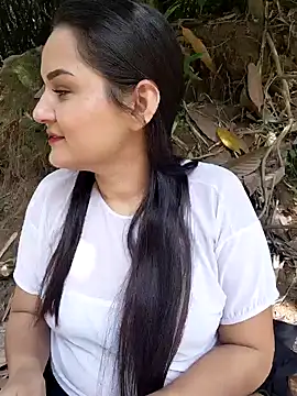 Snapshot of yissela92 chatting on February 20, 6:19 pm yissela92 online show from February 20, 6:19 pm