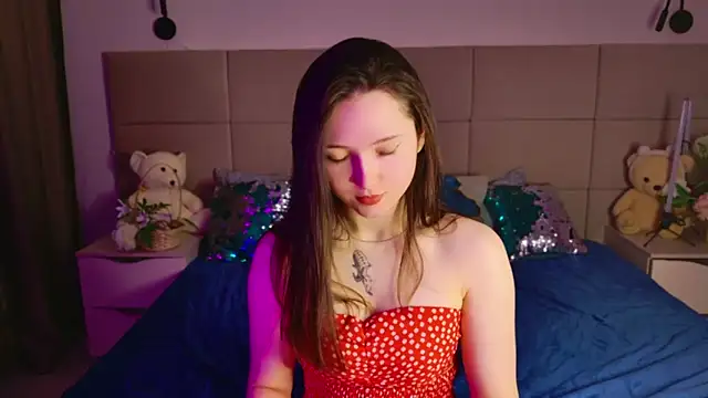 Tiny BunnyX online show from April 7, 6:03 am