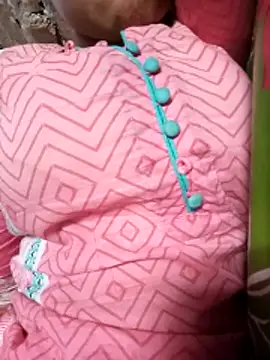 BreezySexyGirl69 online show from April 7, 7:31 am