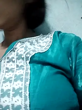 M Lisha online show from April 17, 3:37 pm